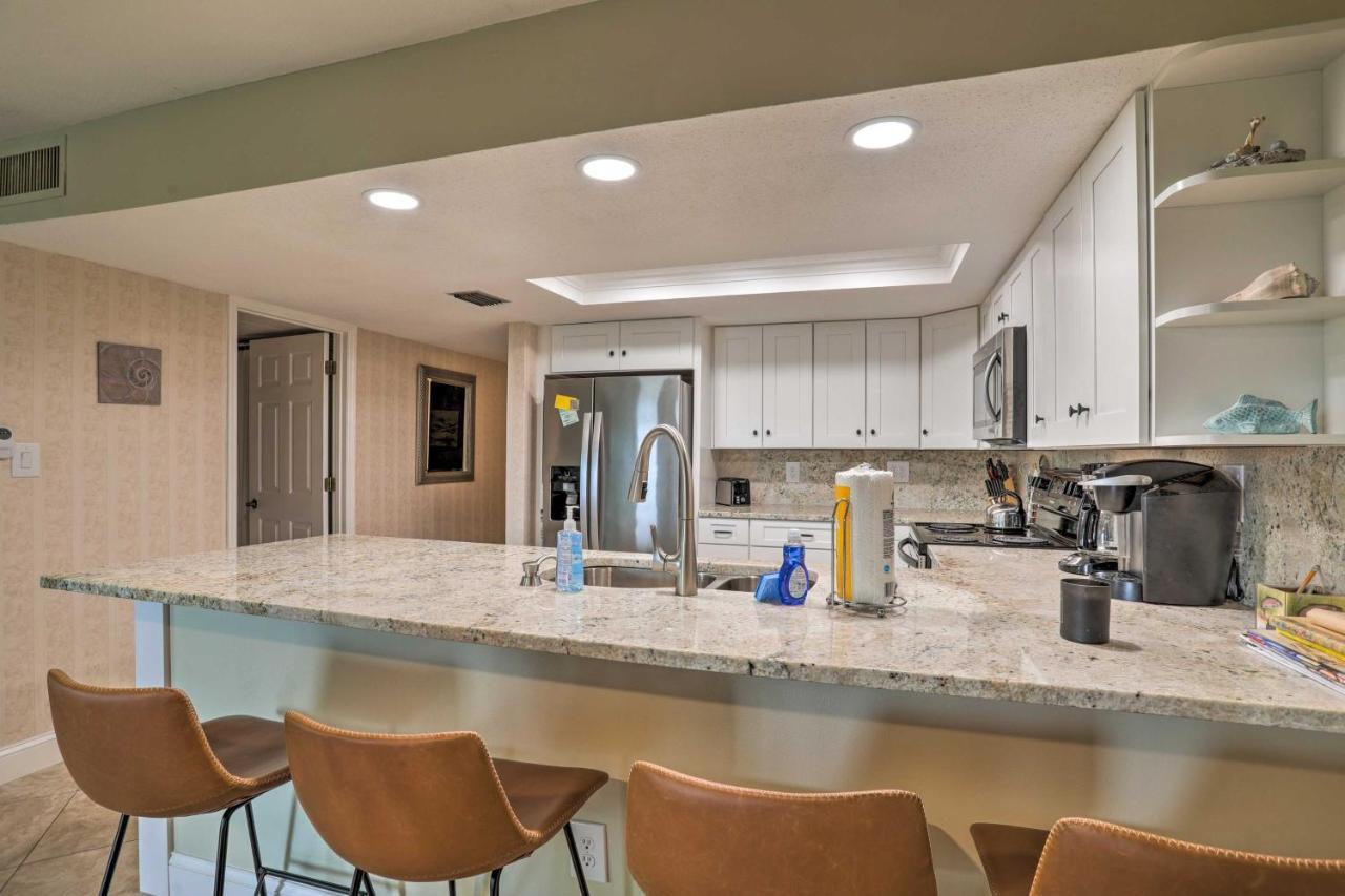 Indian Shores Condo With 2 Balconies And Pool Access! شاطئ كليرووتر المظهر الخارجي الصورة